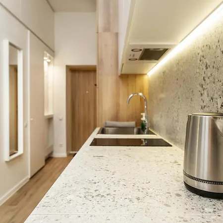 Air 213 * Вільнюс