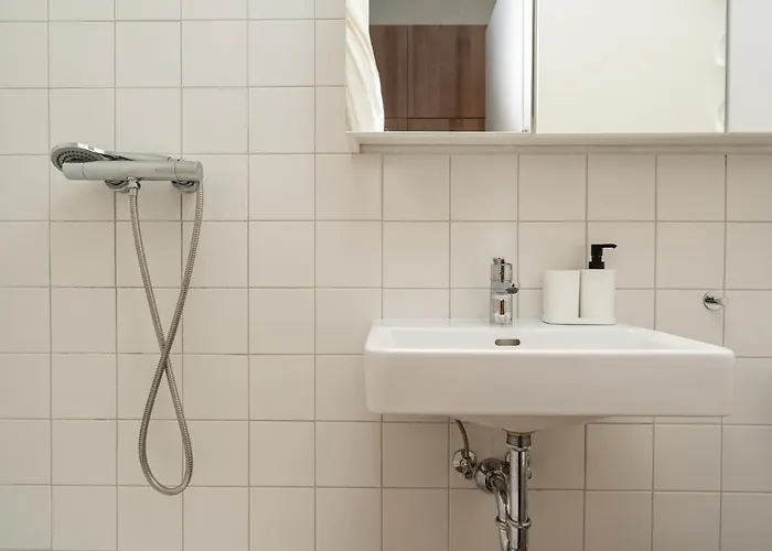 Air 213 * וילנה